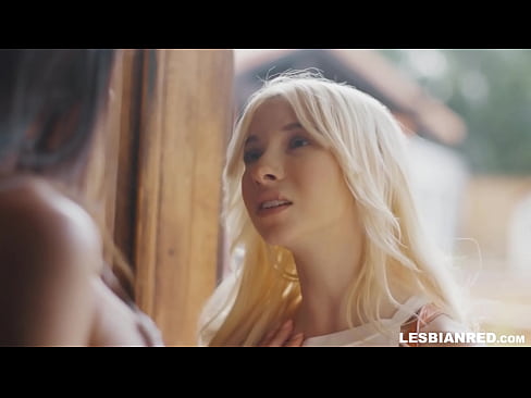 ❤️ Tjejen kommer hem några månader senare och slutar med att äta sin styvmors fitta. ❌ Sexvideo at porn sv.com-fullporner.ru ☑